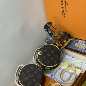 LOUIS VUITTON MINI BAG