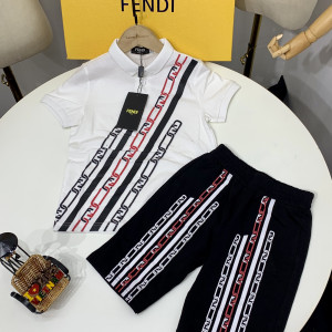 FENDI POLO + SHORT